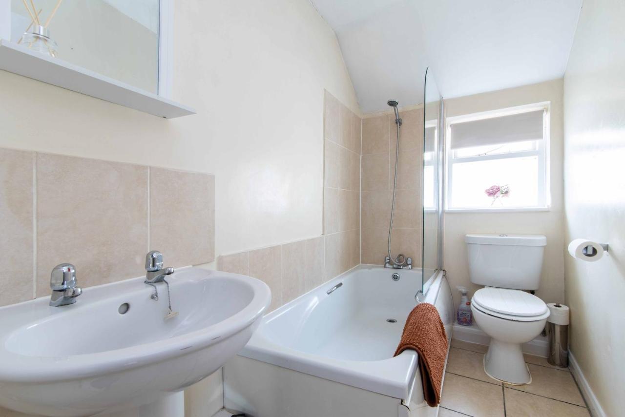 Characterful 2 Bedroom Apartment - Central Location Castle Donington Exteriör bild